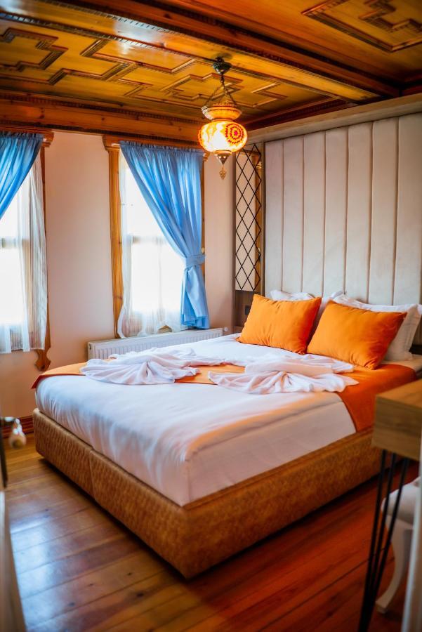 Astra Boutique Hotel Istanbul Exterior photo