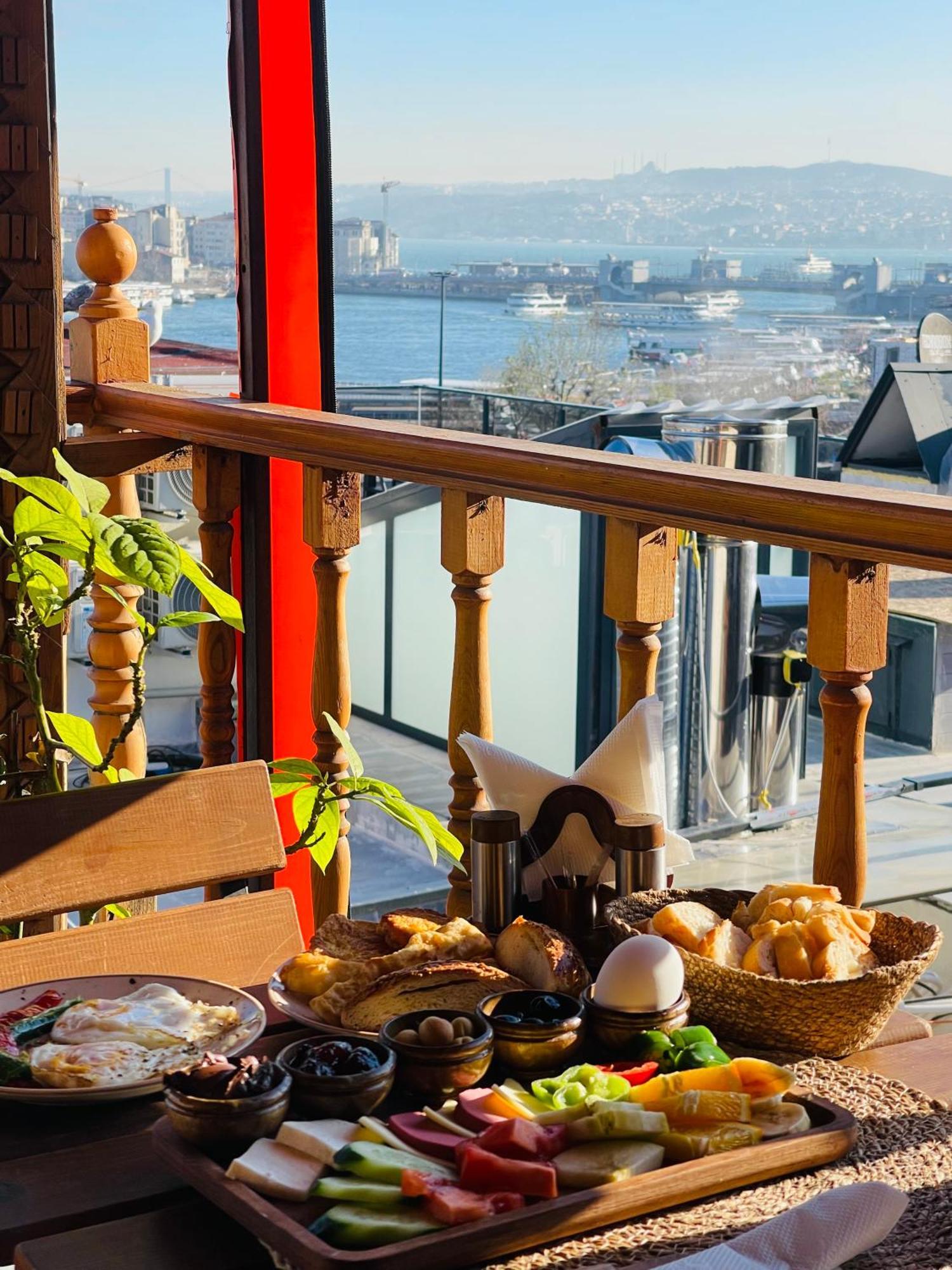 Astra Boutique Hotel Istanbul Exterior photo