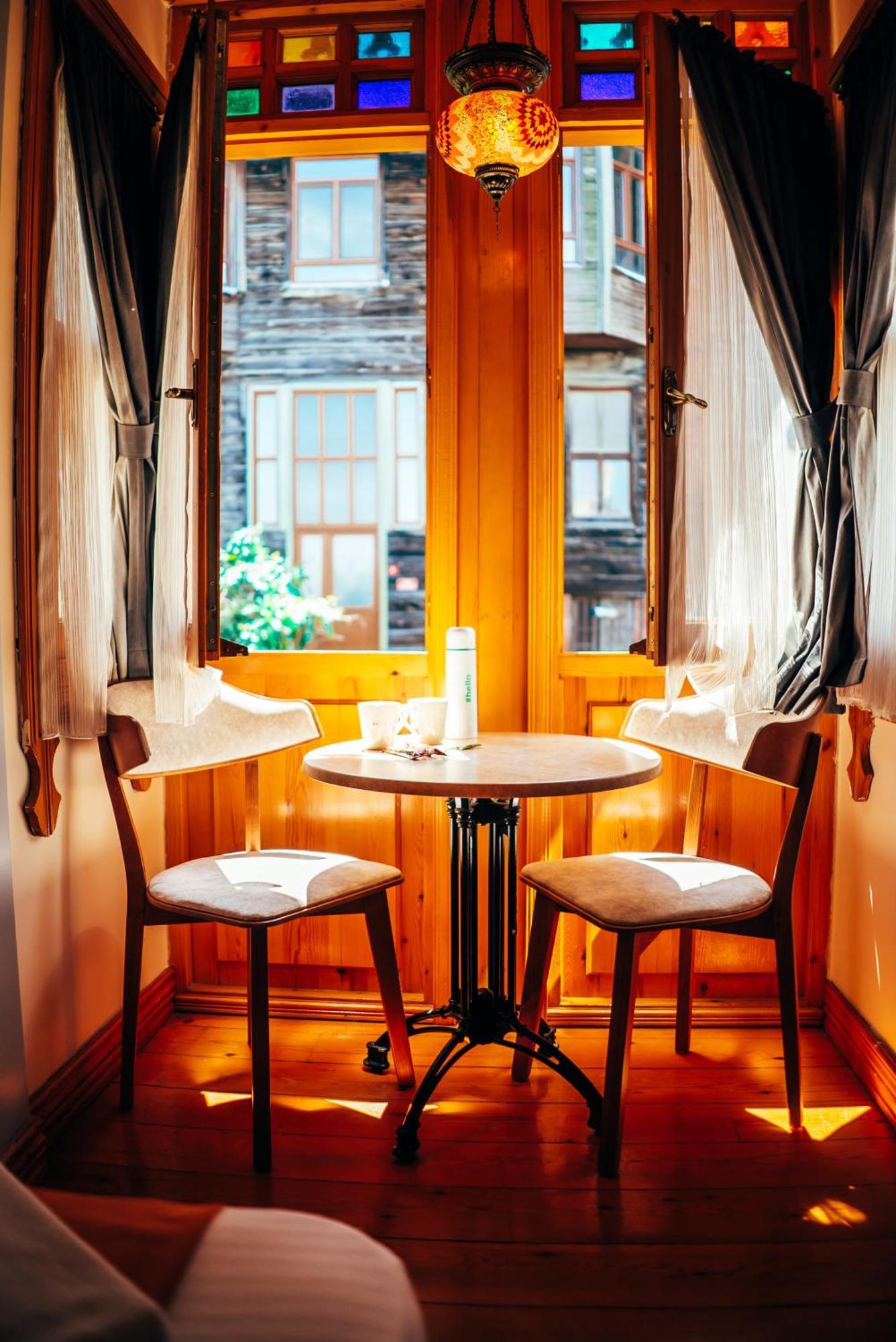 Astra Boutique Hotel Istanbul Exterior photo
